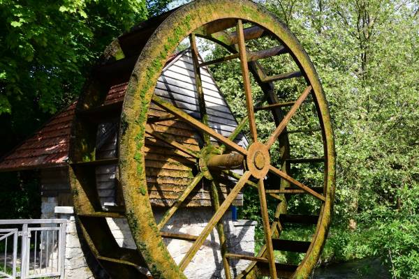 Wasserrad an der Heder © Touristikzentrale Paderborner Land